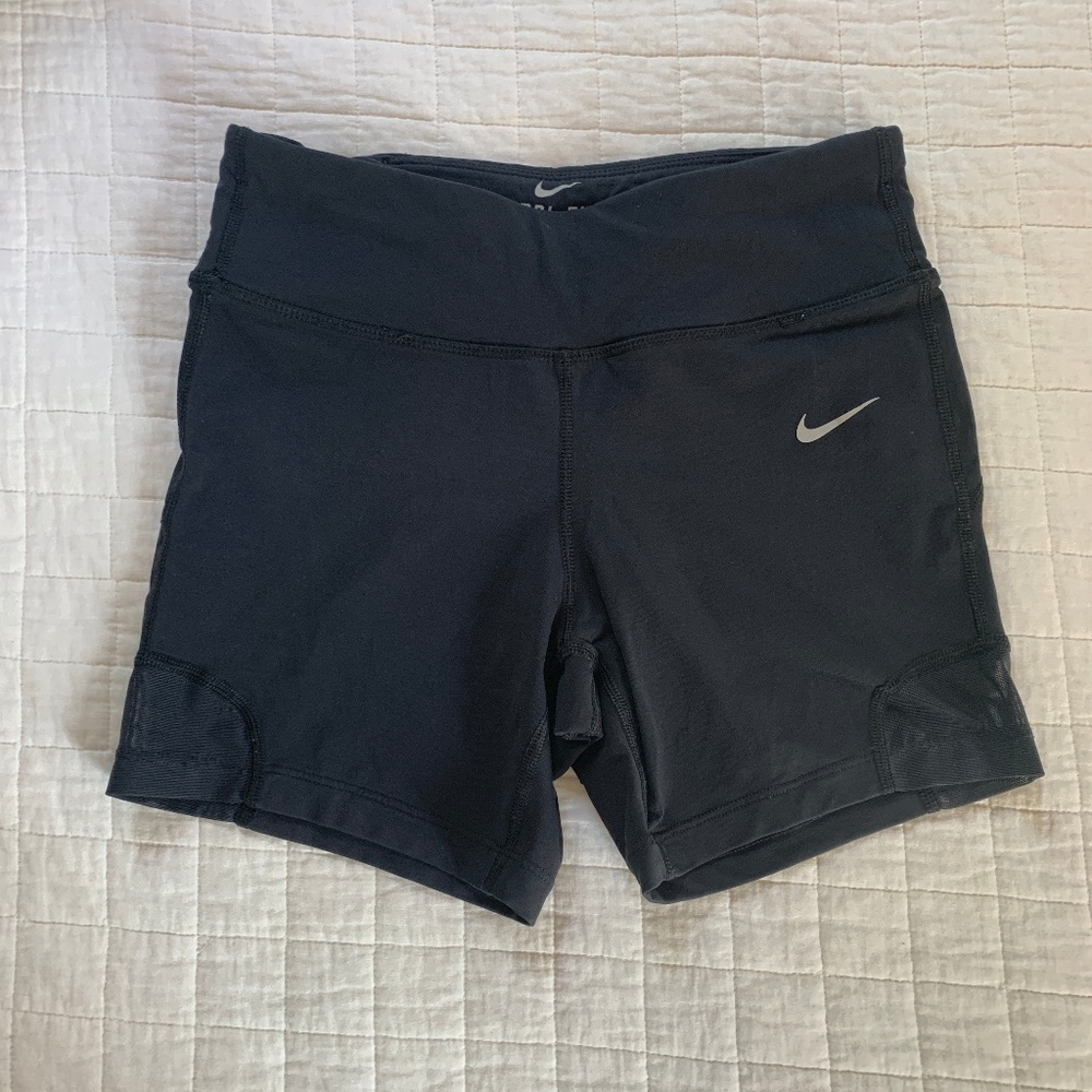 Nike Epix Lux 5" Run Short